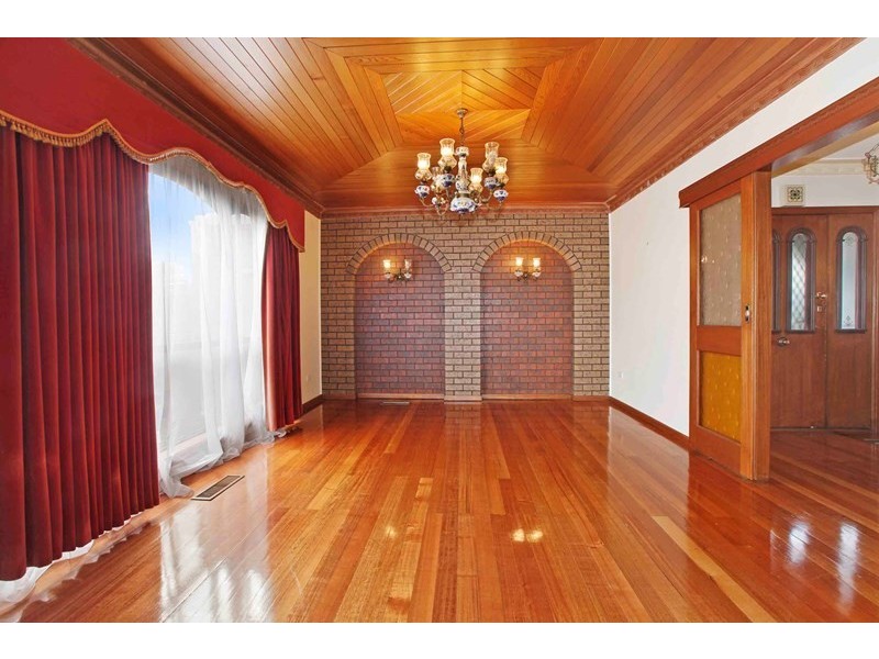 9 Bega Court, Lalor VIC 3075
