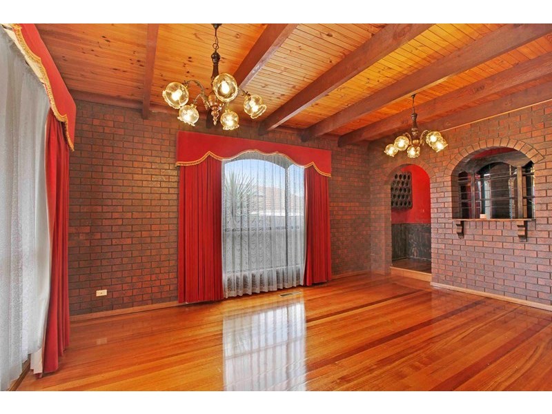 9 Bega Court, Lalor VIC 3075