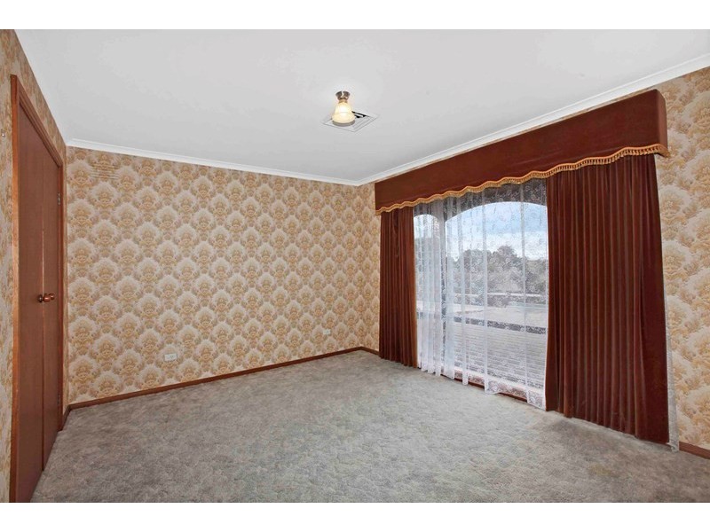 9 Bega Court, Lalor VIC 3075