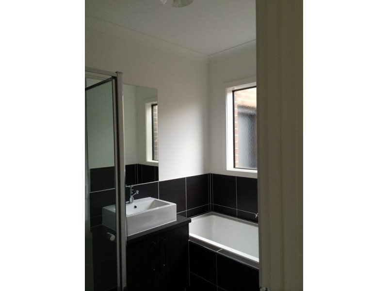 5 Balvicar Way, Mernda VIC 3754