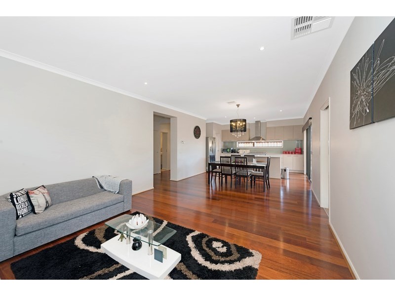 42 Vockensohn Place, Epping VIC 3076