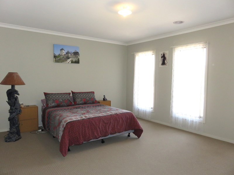20 Farmley Way, Wollert VIC 3750
