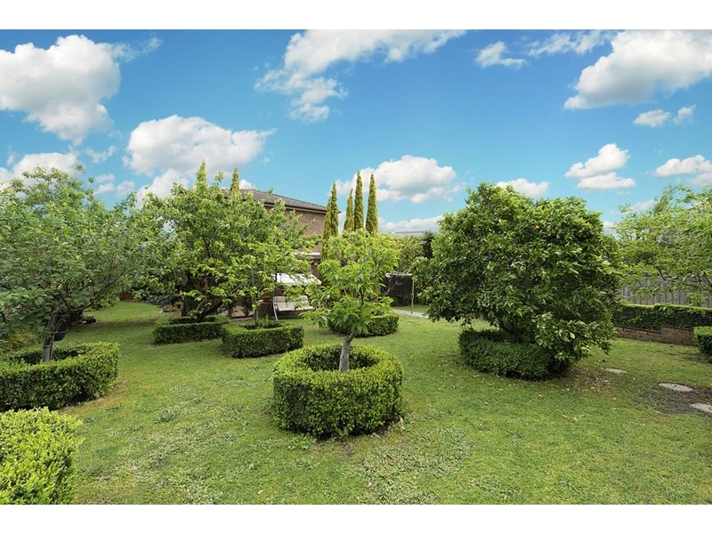 17 Gardiner Court, Mill Park VIC 3082