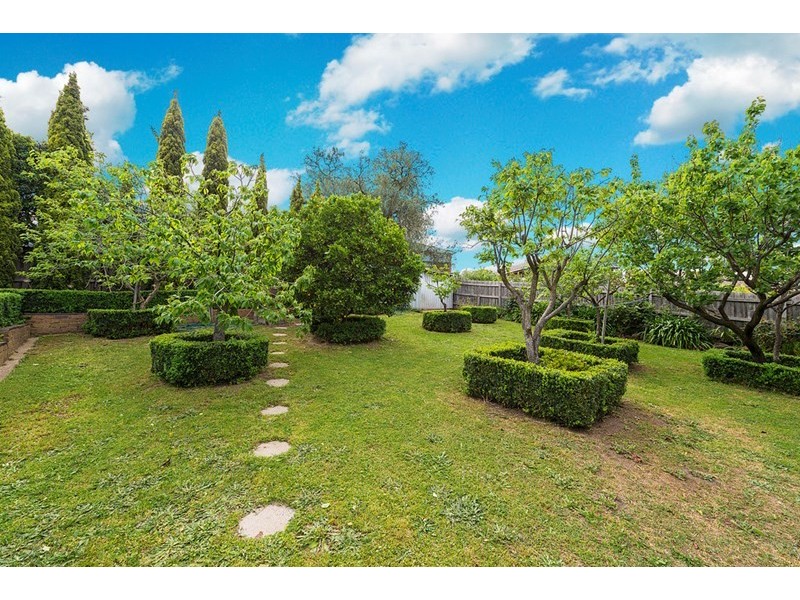 17 Gardiner Court, Mill Park VIC 3082