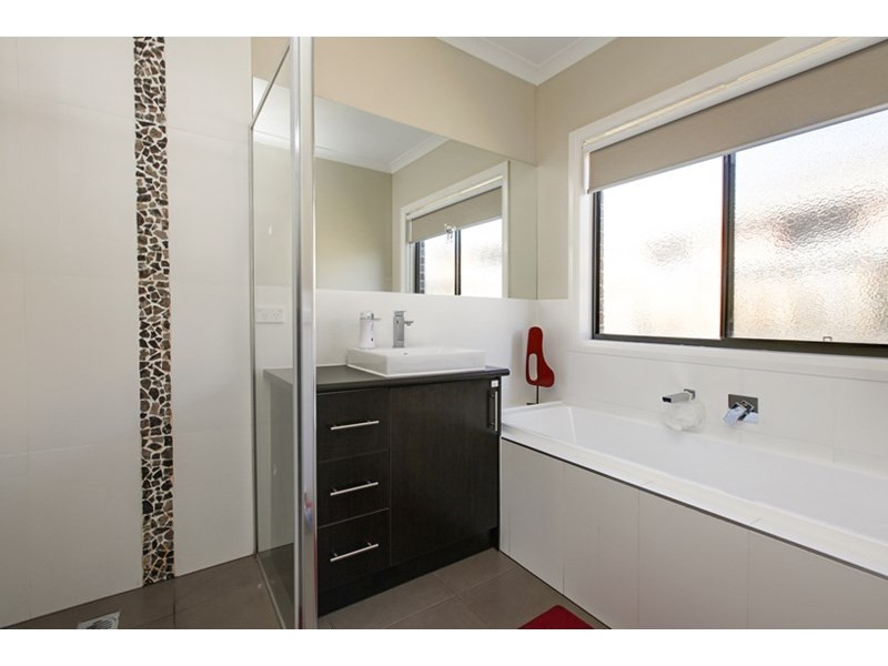 21 Coleridge Way, South Morang VIC 3752