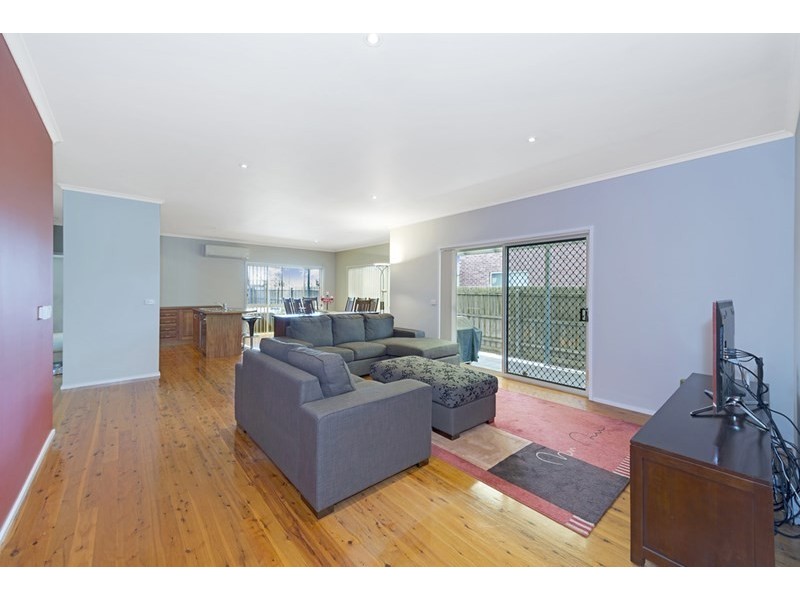 27 Healey Drive, Epping VIC 3076