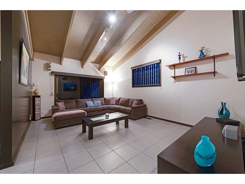 6 Chelsea Court, Thomastown VIC 3074