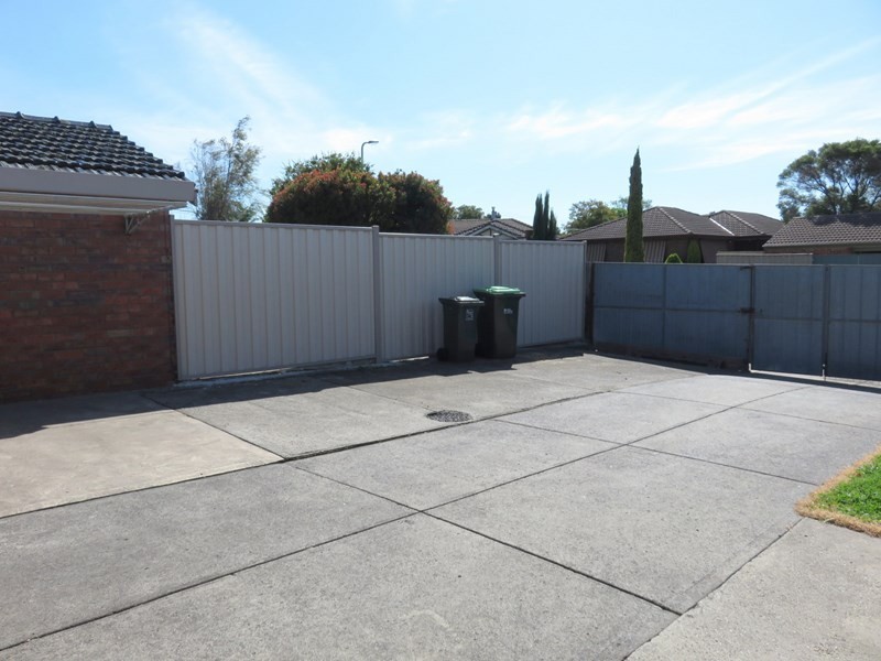 29 Buckland Crescent, Epping VIC 3076