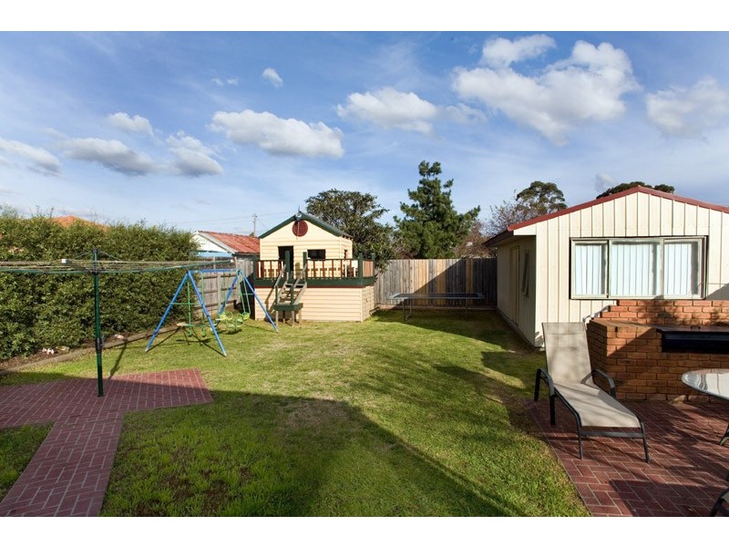 7 Dorothy Avenue, Thomastown VIC 3074