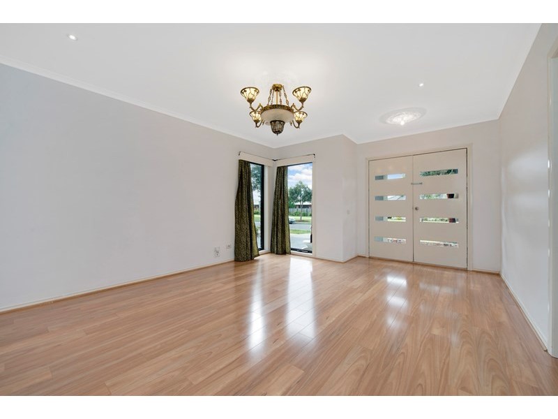 85 Cradle Mountain Drive, Craigieburn VIC 3064
