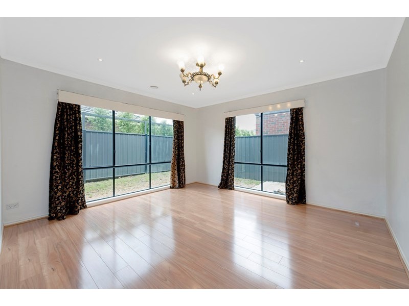 85 Cradle Mountain Drive, Craigieburn VIC 3064