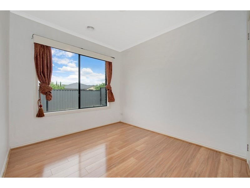 85 Cradle Mountain Drive, Craigieburn VIC 3064