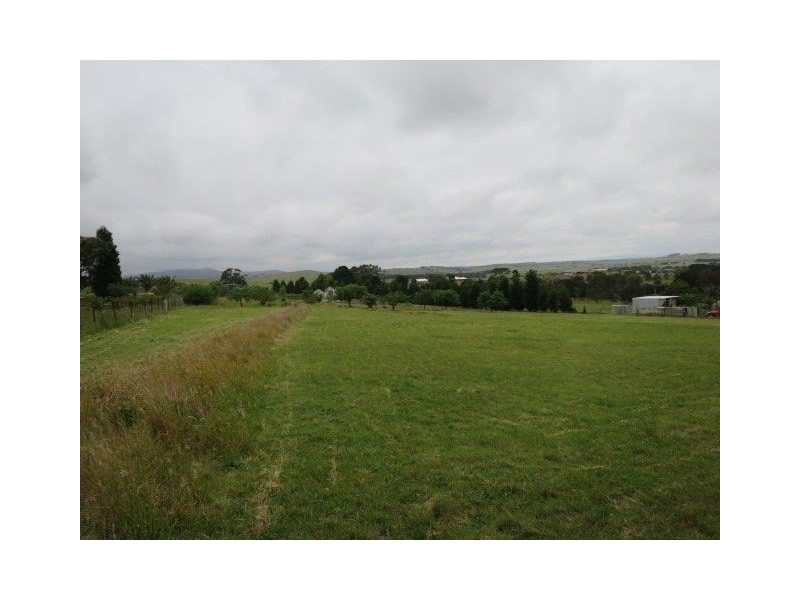 134 Sixth Avenue, Eden Park VIC 3757