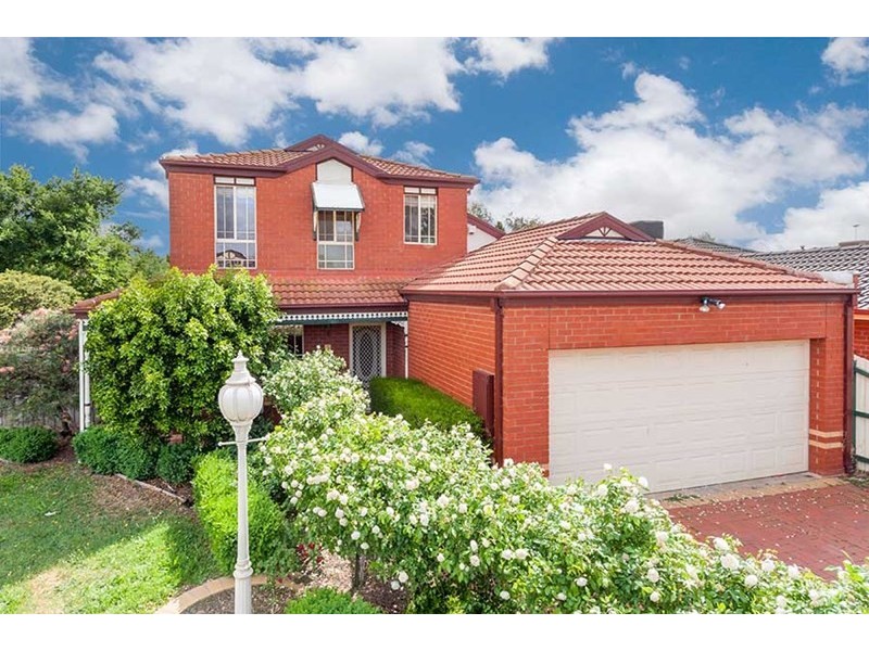 3 Kirwan Avenue, Roxburgh Park VIC 3064