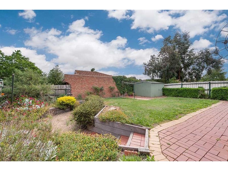 3 Kirwan Avenue, Roxburgh Park VIC 3064