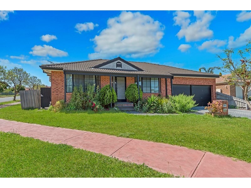 2 Packard Course, Mill Park VIC 3082