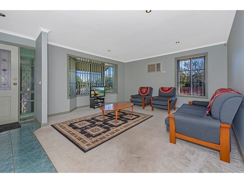 2 Packard Course, Mill Park VIC 3082