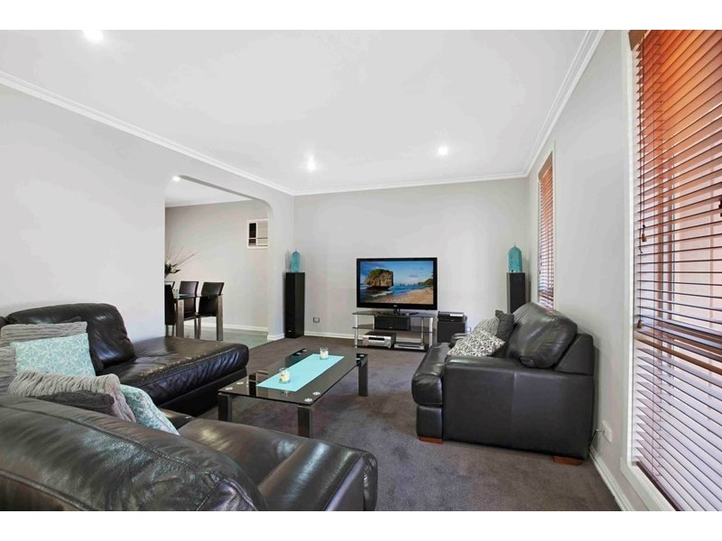 11 Lantern Close, Epping VIC 3076