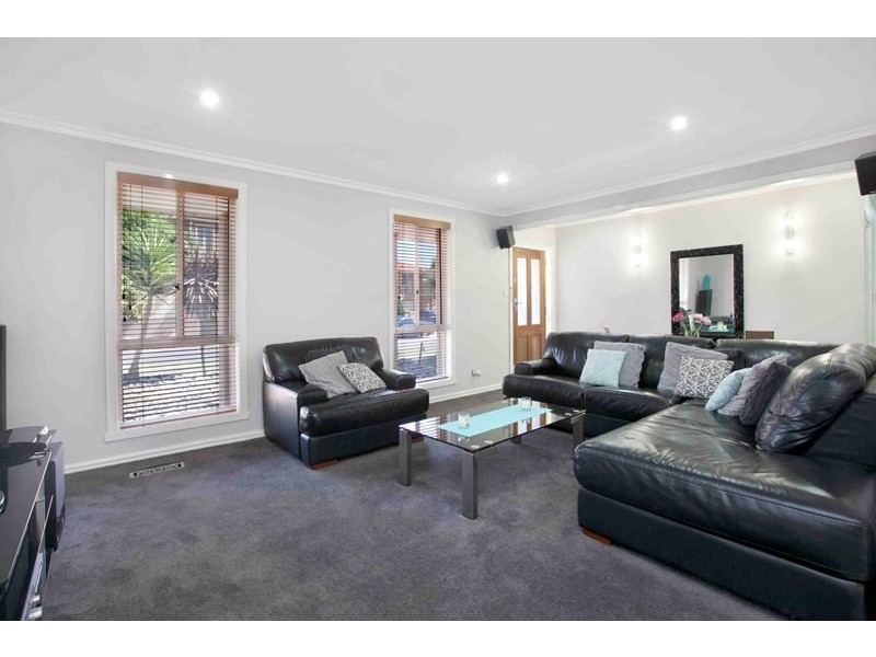11 Lantern Close, Epping VIC 3076