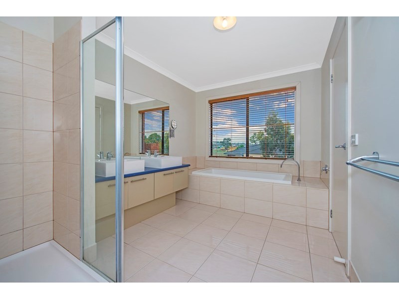 3 Lorenzo Way, Mernda VIC 3754