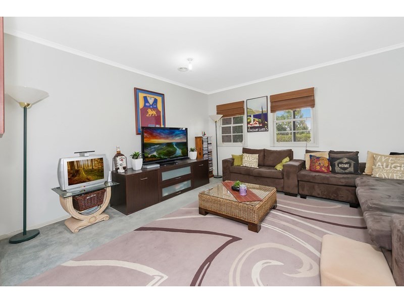 3 Meadowbank Lane, Craigieburn VIC 3064