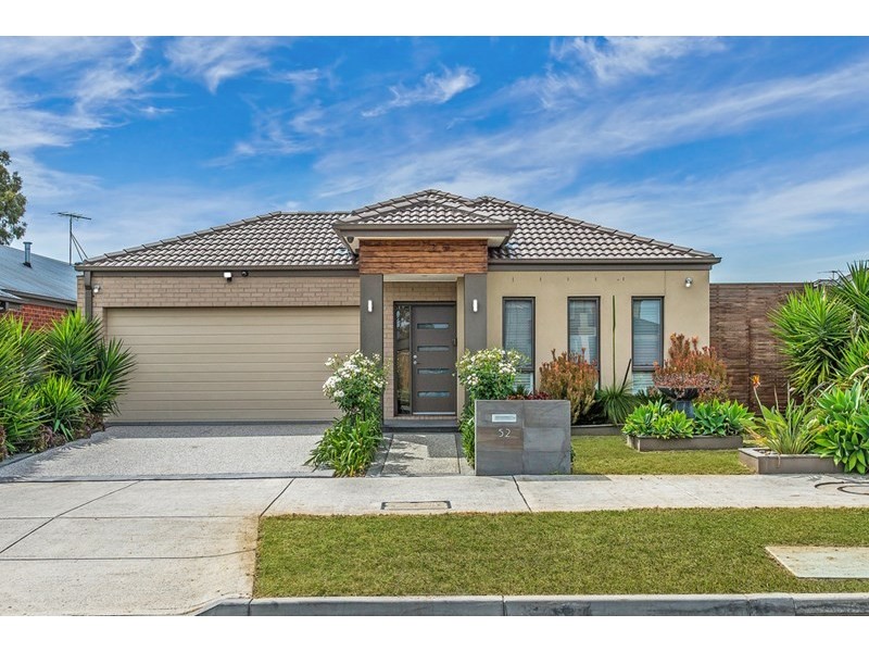52 Grange Drive, South Morang VIC 3752