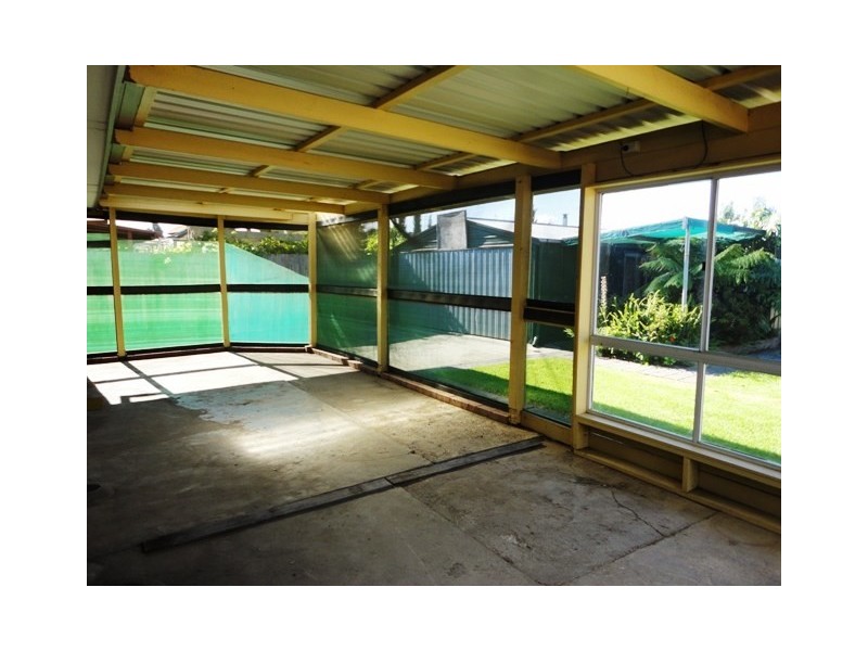 42 Burton Street, Lalor VIC 3075