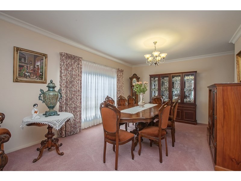 6 Iluka Court, Bundoora VIC 3083