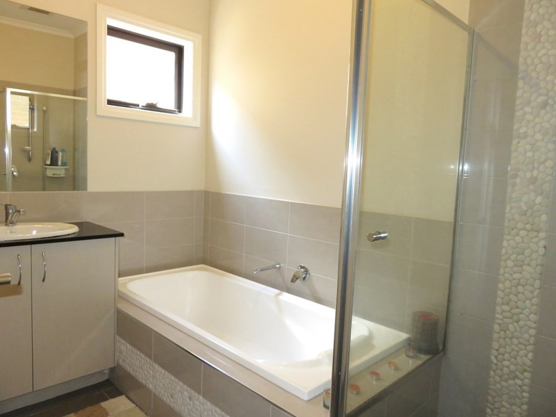 105 Redding Rise, Epping VIC 3076