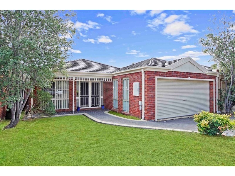 21 and 23 Featherpark Terrace, South Morang VIC 3752
