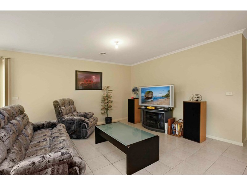 21 and 23 Featherpark Terrace, South Morang VIC 3752