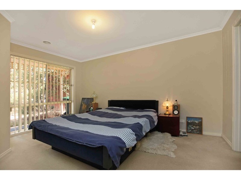 21 and 23 Featherpark Terrace, South Morang VIC 3752