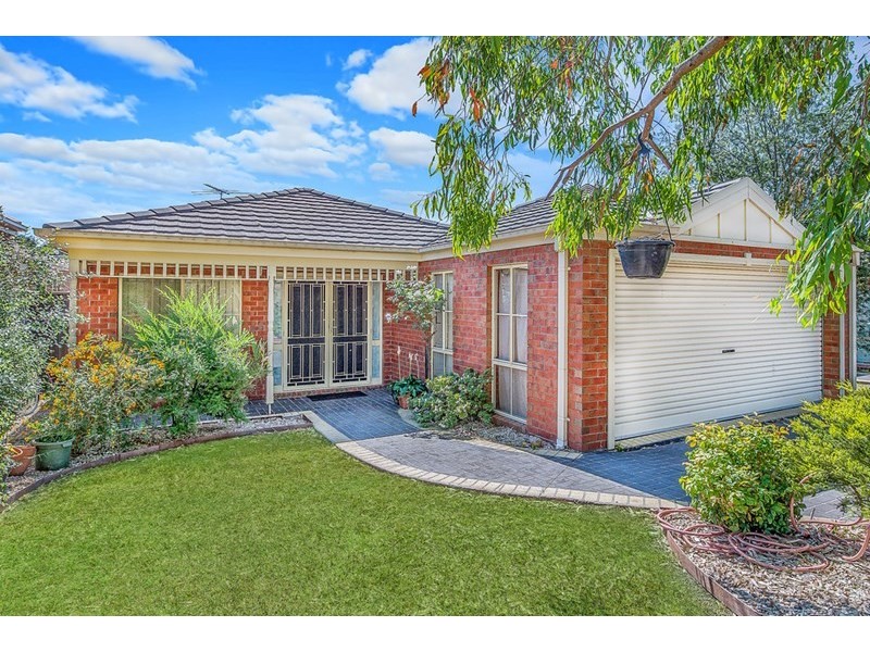 21 and 23 Featherpark Terrace, South Morang VIC 3752
