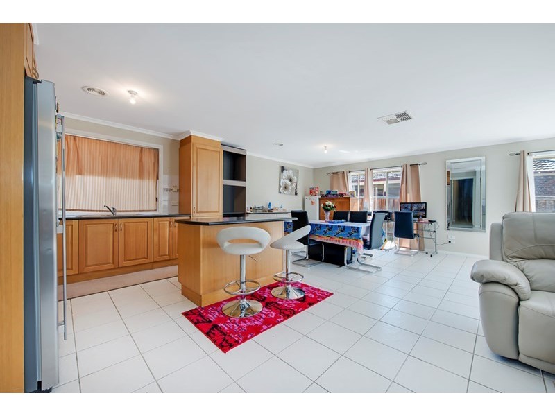 21 and 23 Featherpark Terrace, South Morang VIC 3752