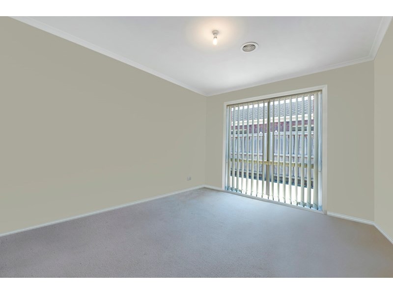 21 and 23 Featherpark Terrace, South Morang VIC 3752