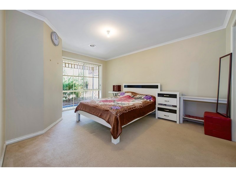 21 and 23 Featherpark Terrace, South Morang VIC 3752