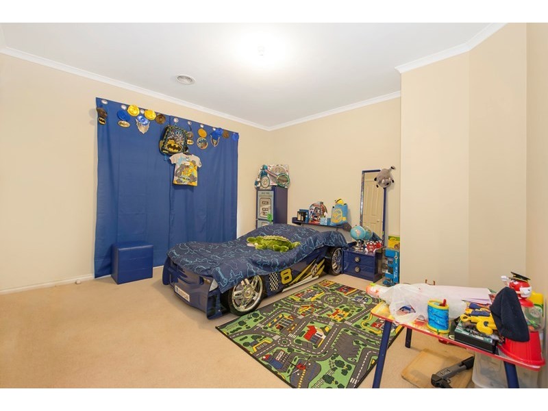 21 and 23 Featherpark Terrace, South Morang VIC 3752