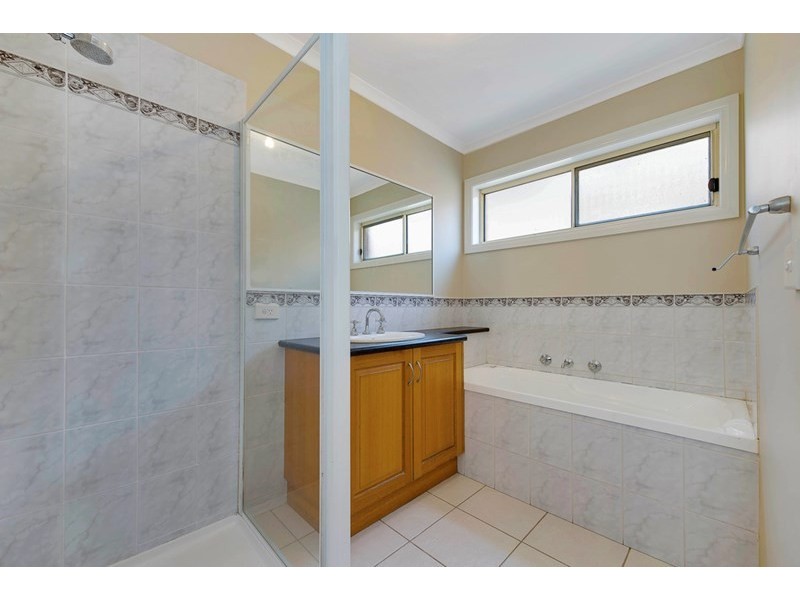 21 and 23 Featherpark Terrace, South Morang VIC 3752