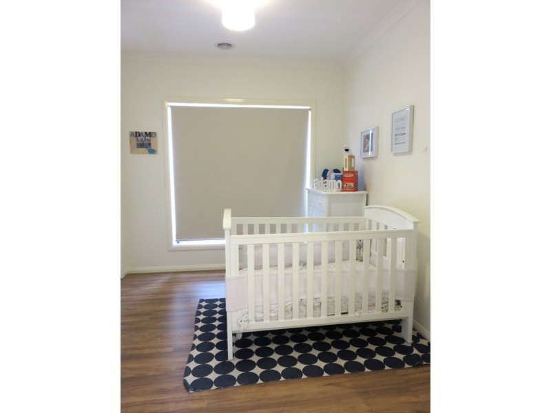 4 Clonard Crescent, Epping VIC 3076