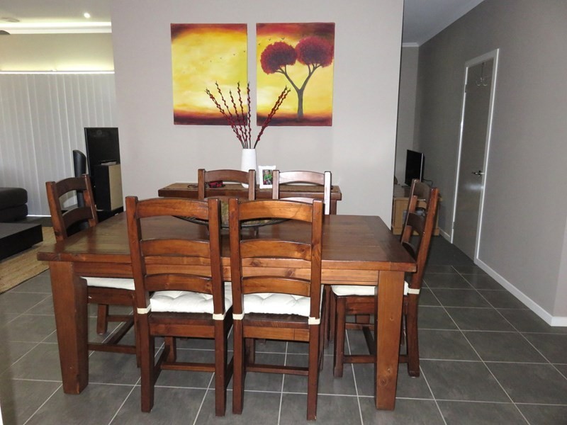 8 Monaco Circuit, Wollert VIC 3750