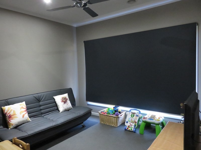 8 Monaco Circuit, Wollert VIC 3750