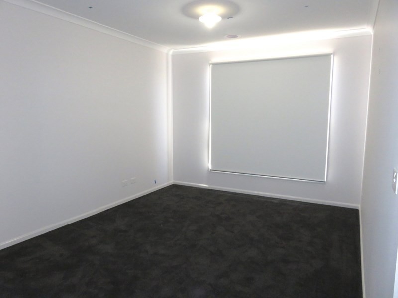 6 (Lot 2725) Florentino Street, Wollert VIC 3750