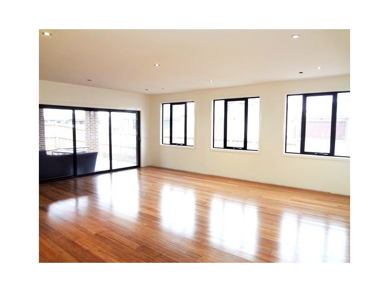 13 Radman Street, Epping VIC 3076