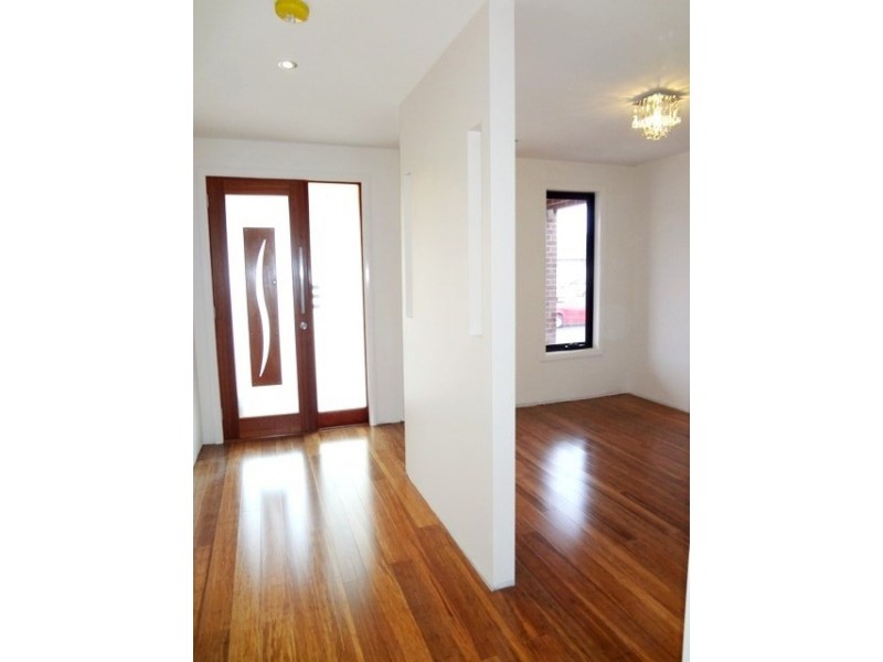 13 Radman Street, Epping VIC 3076