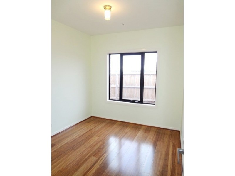 13 Radman Street, Epping VIC 3076