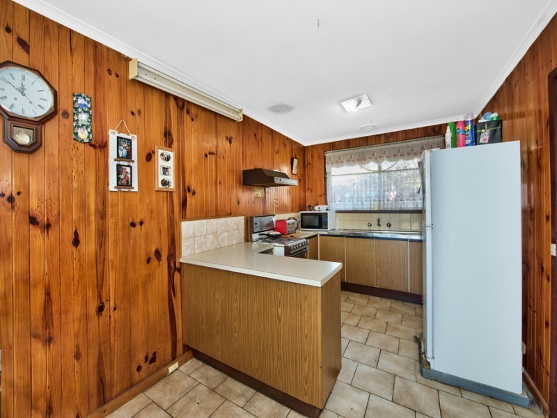 94 Dalton Road, Thomastown VIC 3074