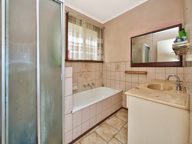 94 Dalton Road, Thomastown VIC 3074