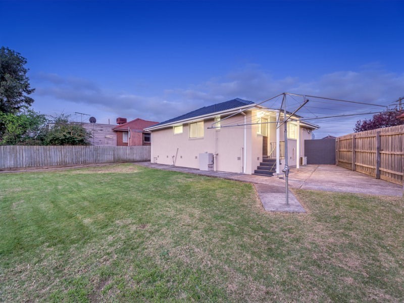 14 Ella Court, Lalor VIC 3075
