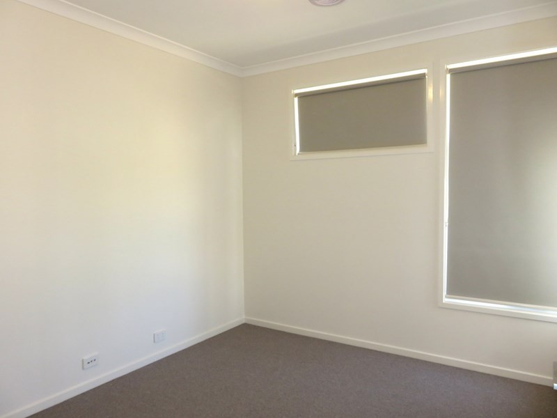 9 Courances Walk, Wollert VIC 3750