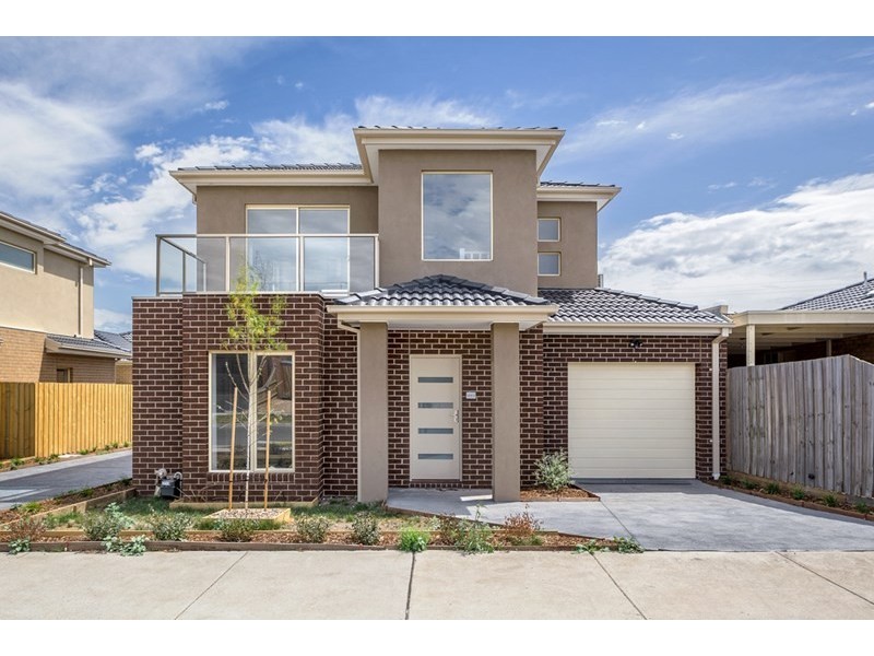 U 1 and 2/4 Rosamond Way, Epping VIC 3076